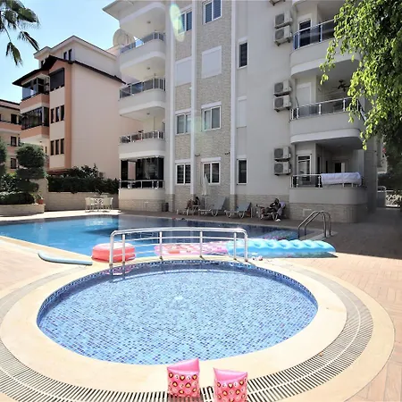 11 Beachside In Oba, 2 Min Walk To The Sea Lejlighed